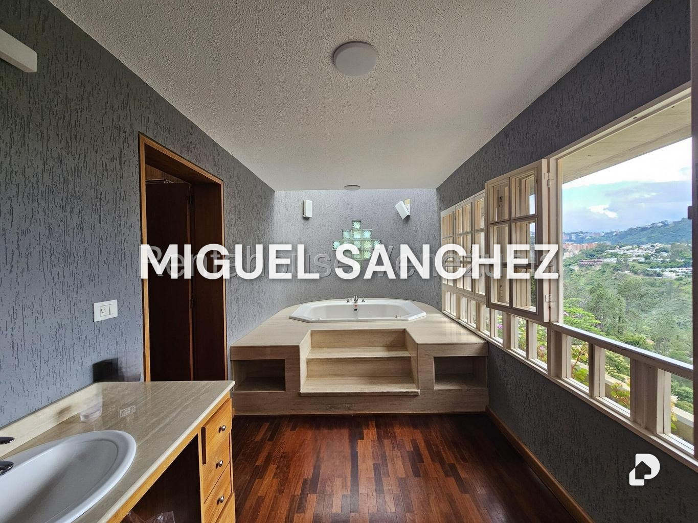 Casa en Macaracuay, Caracas – 19