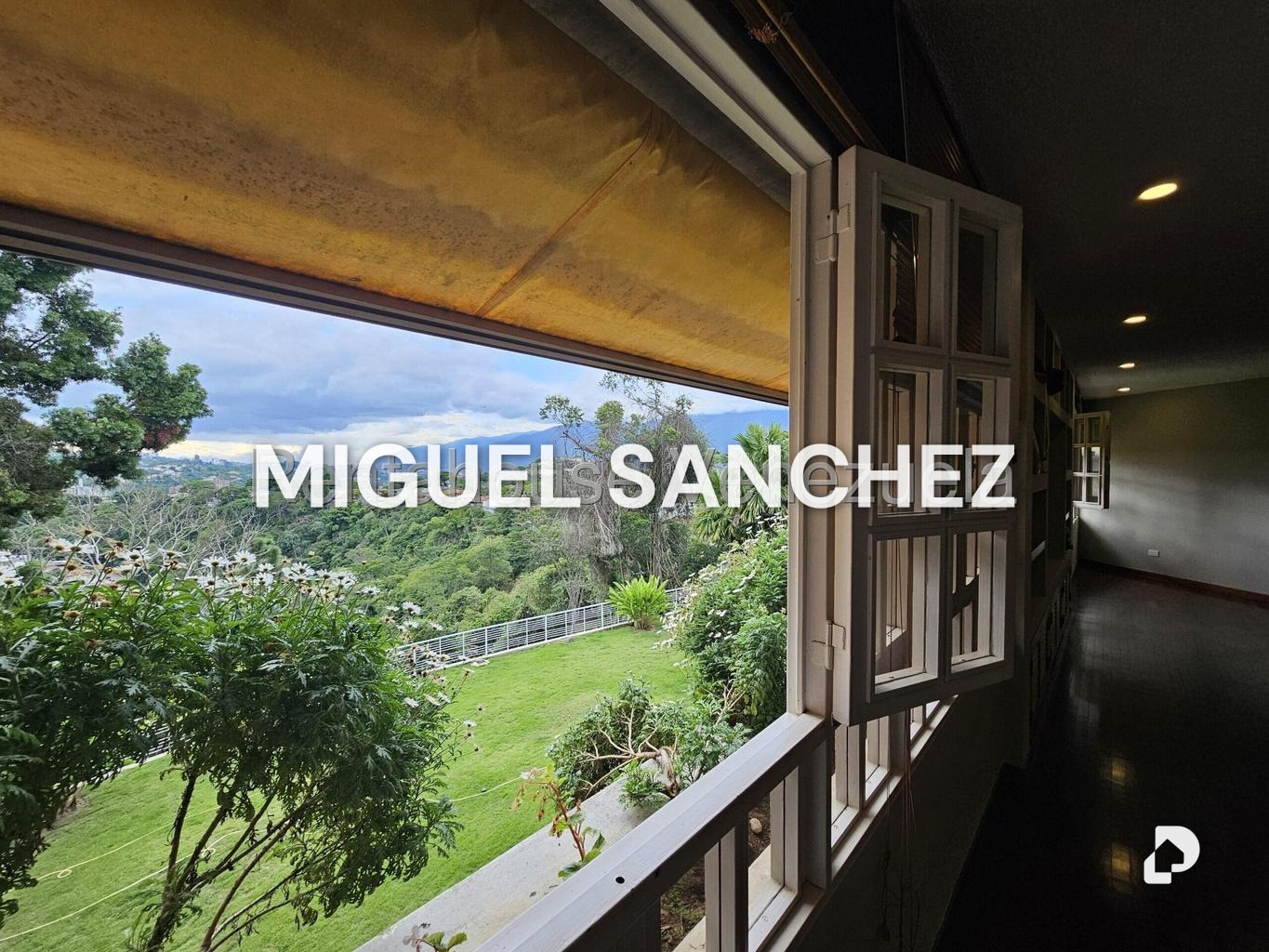 Casa en Macaracuay, Caracas – 22