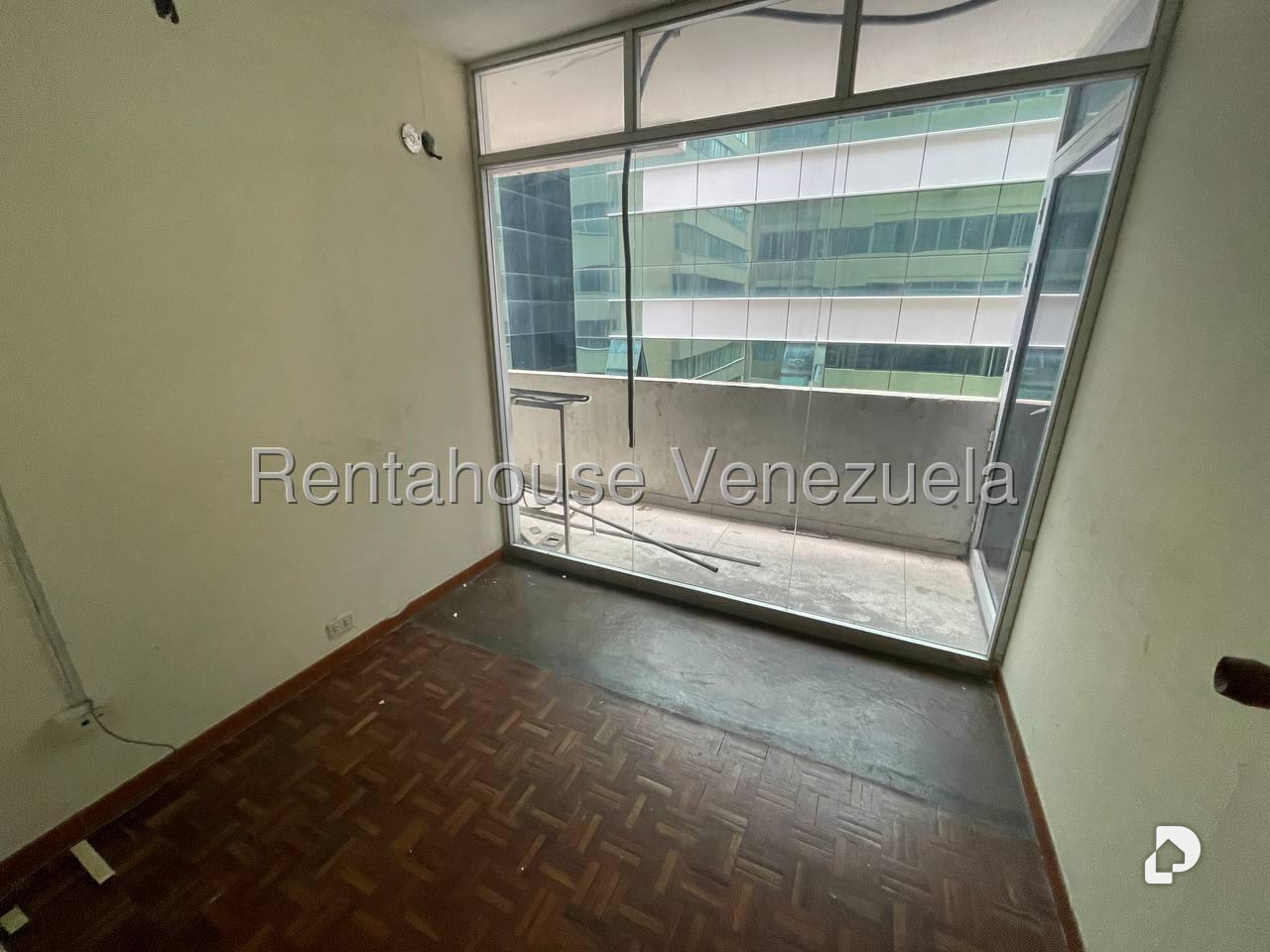 Oficina en El Rosal, Caracas – 3