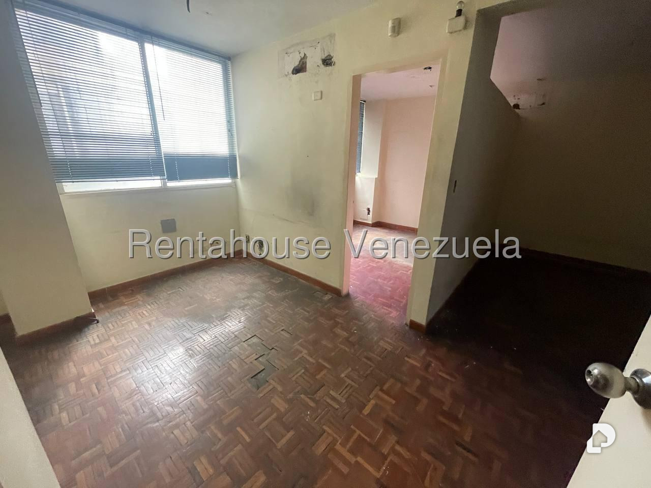 Oficina en El Rosal, Caracas – 4