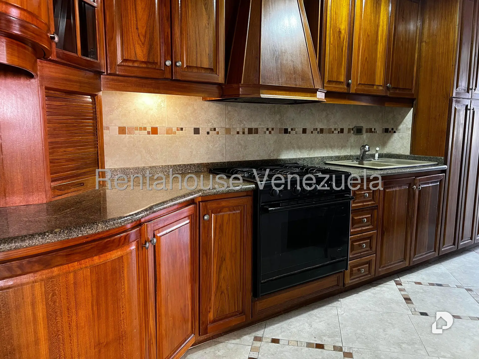 Apartamento en San Antonio de Los Altos, Altos Mirandinos – 3
