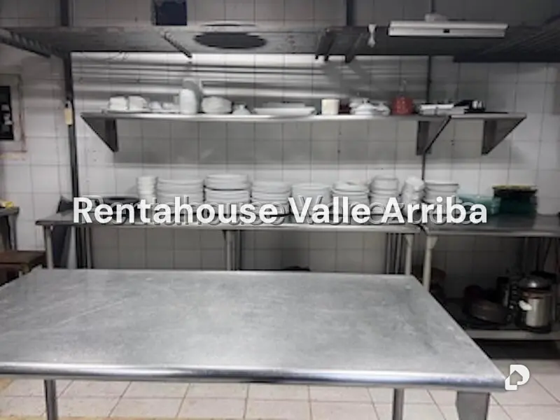 Local comercial en El Hatillo, Caracas – 18