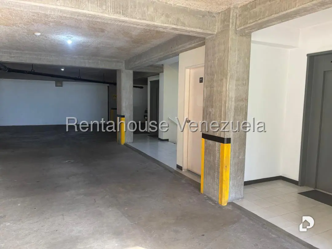 Apartamento en Miranda, Caracas – 25
