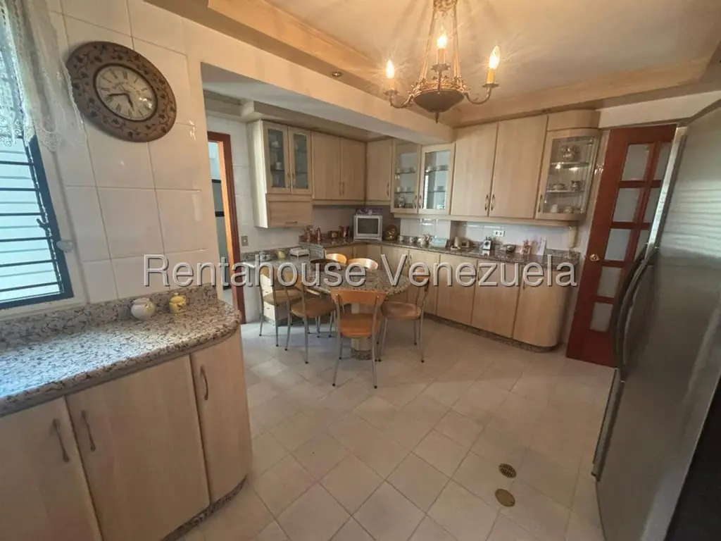 Apartment in Miranda, Caracas - 1