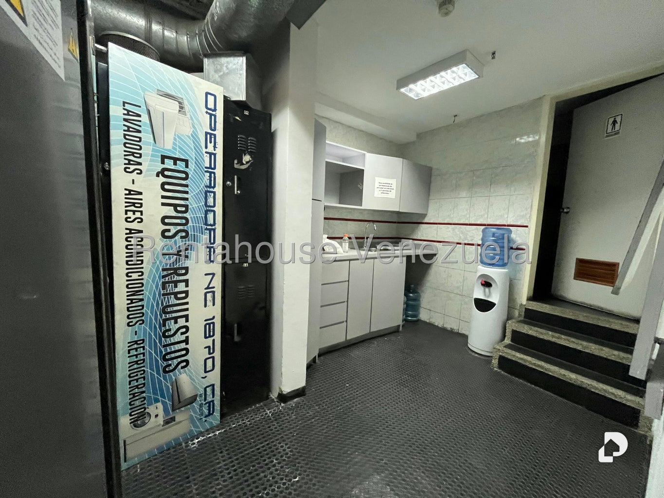Office in La Campiña, Caracas – 15