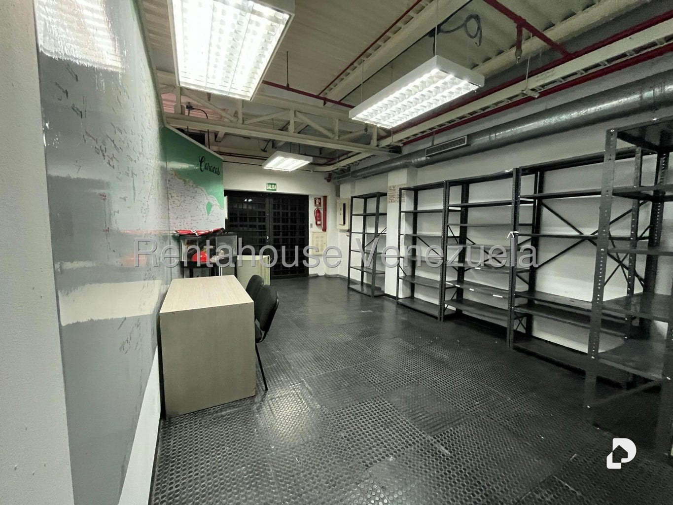 Office in La Campiña, Caracas – 18