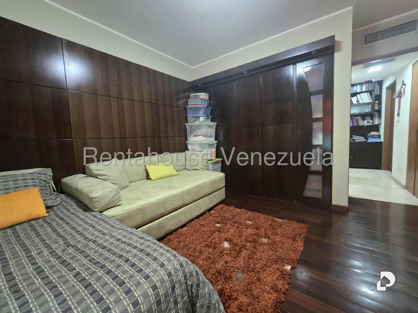 Apartamento en El Rosal, Caracas – 29