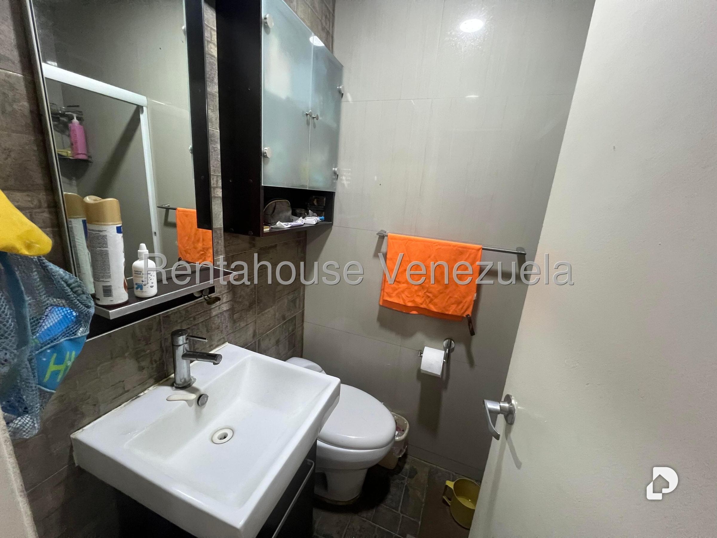Apartamento en El Paraíso, Caracas – 11