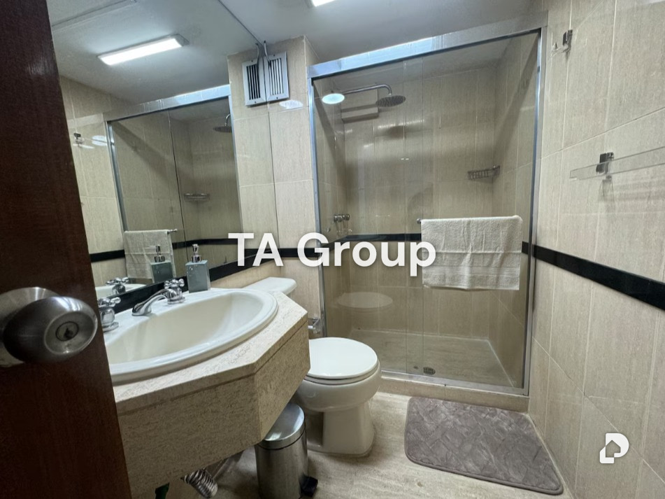Apartamento en El Rosal, Caracas – 9