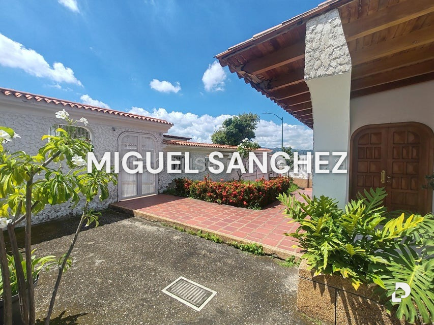 Casa en El Marqués, Caracas – 4