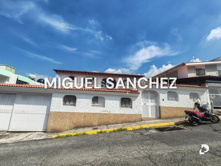 Casa en El Marqués, Caracas – 1