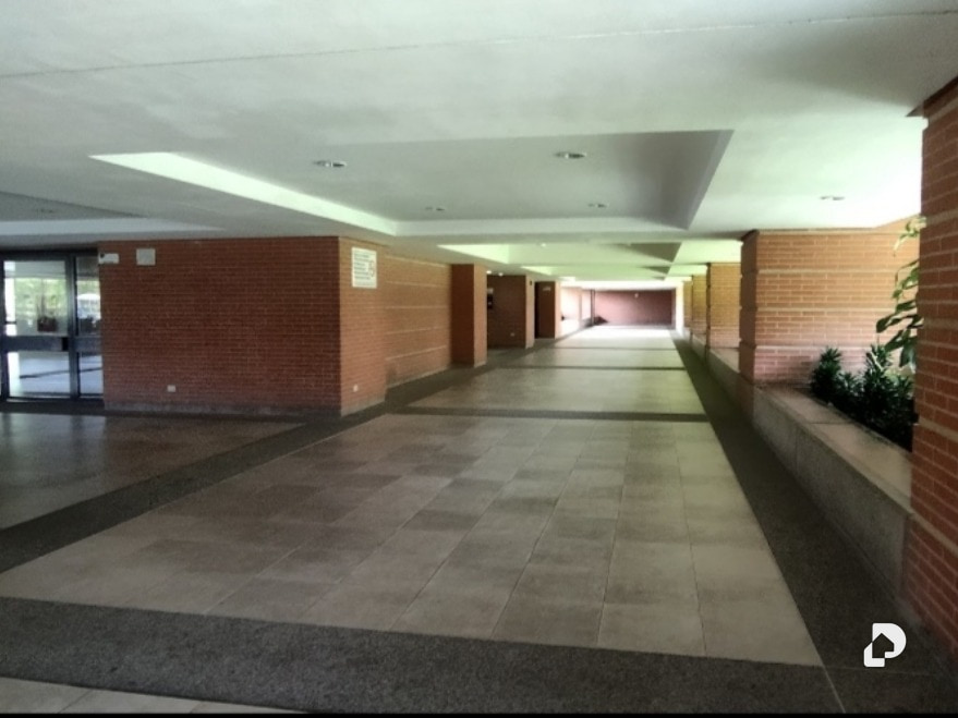 Apartamento en La Boyera, Caracas – 2