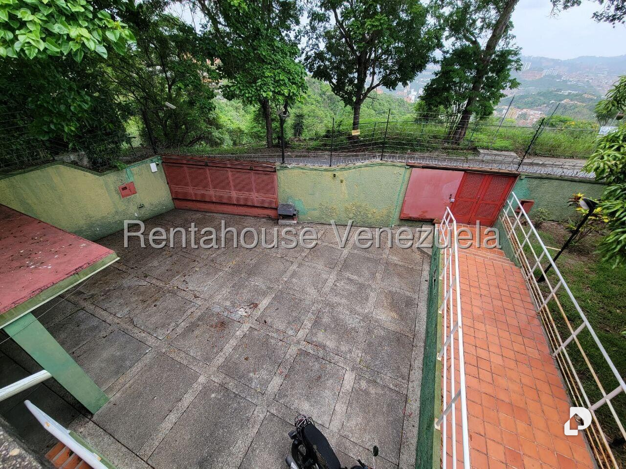 Casa en Colinas de Bello Monte, Caracas – 29