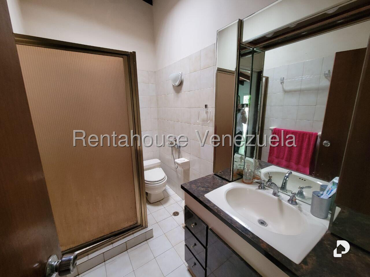Casa en Colinas de Bello Monte, Caracas – 25