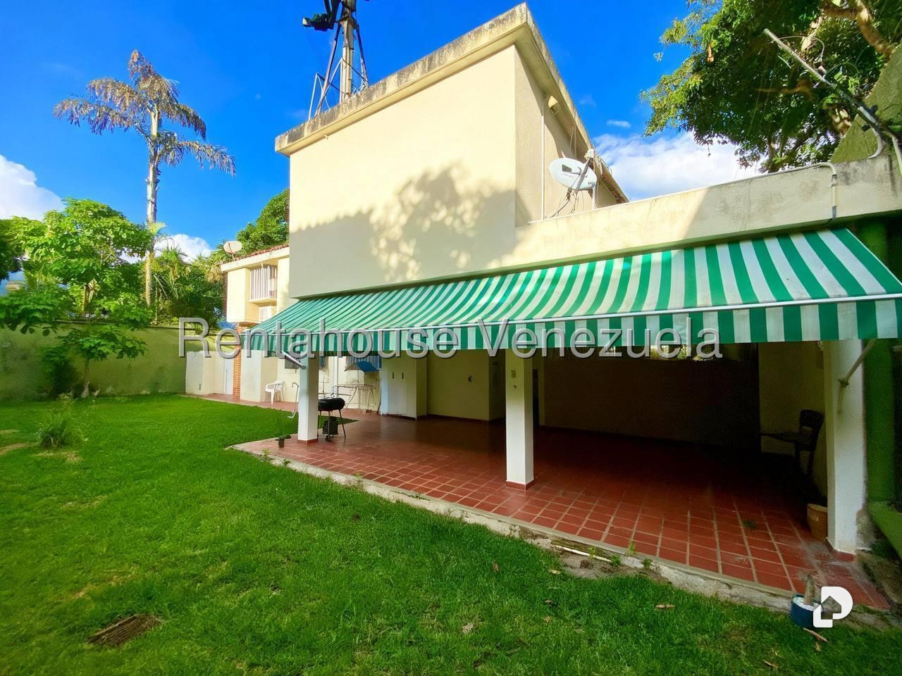 Casa en Colinas de Bello Monte, Caracas – 12