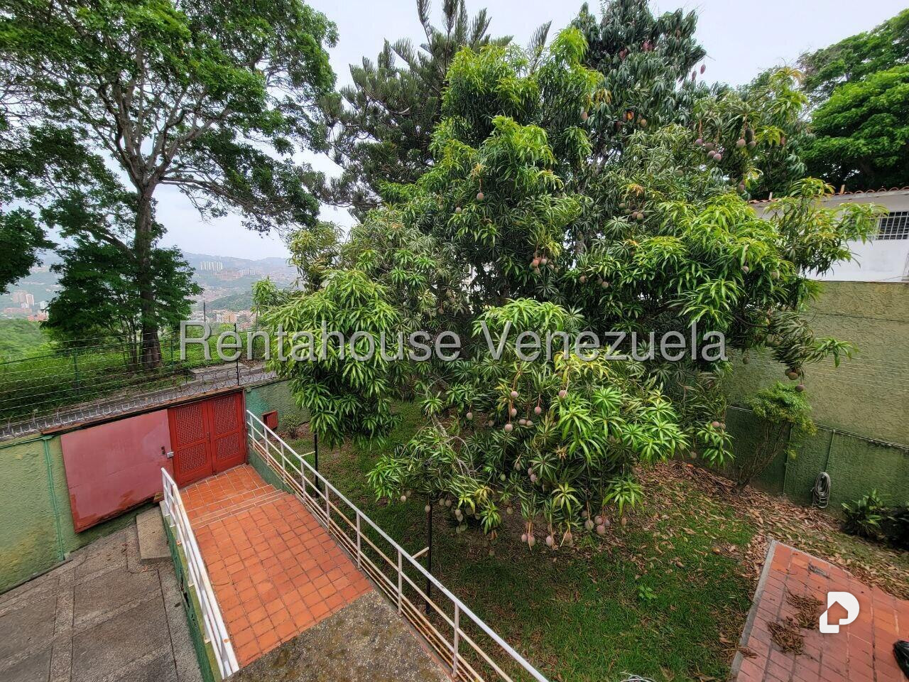 Casa en Colinas de Bello Monte, Caracas – 30