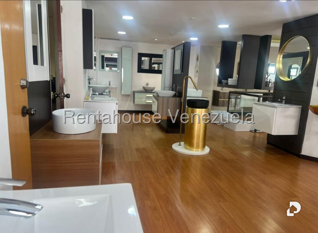 Local comercial en El Recreo, Caracas