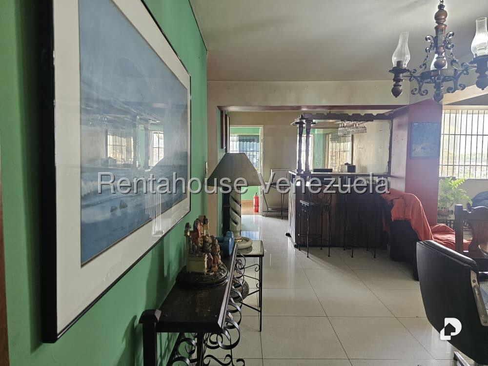 Apartamento en Colinas de La California, Caracas