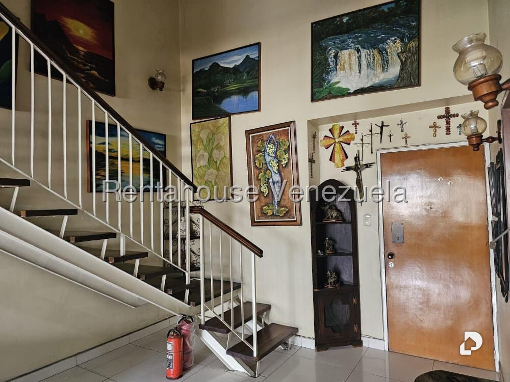 Apartamento en Colinas de La California, Caracas