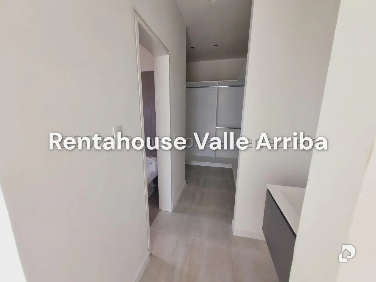 Apartamento en La Escondida, Caracas – 18