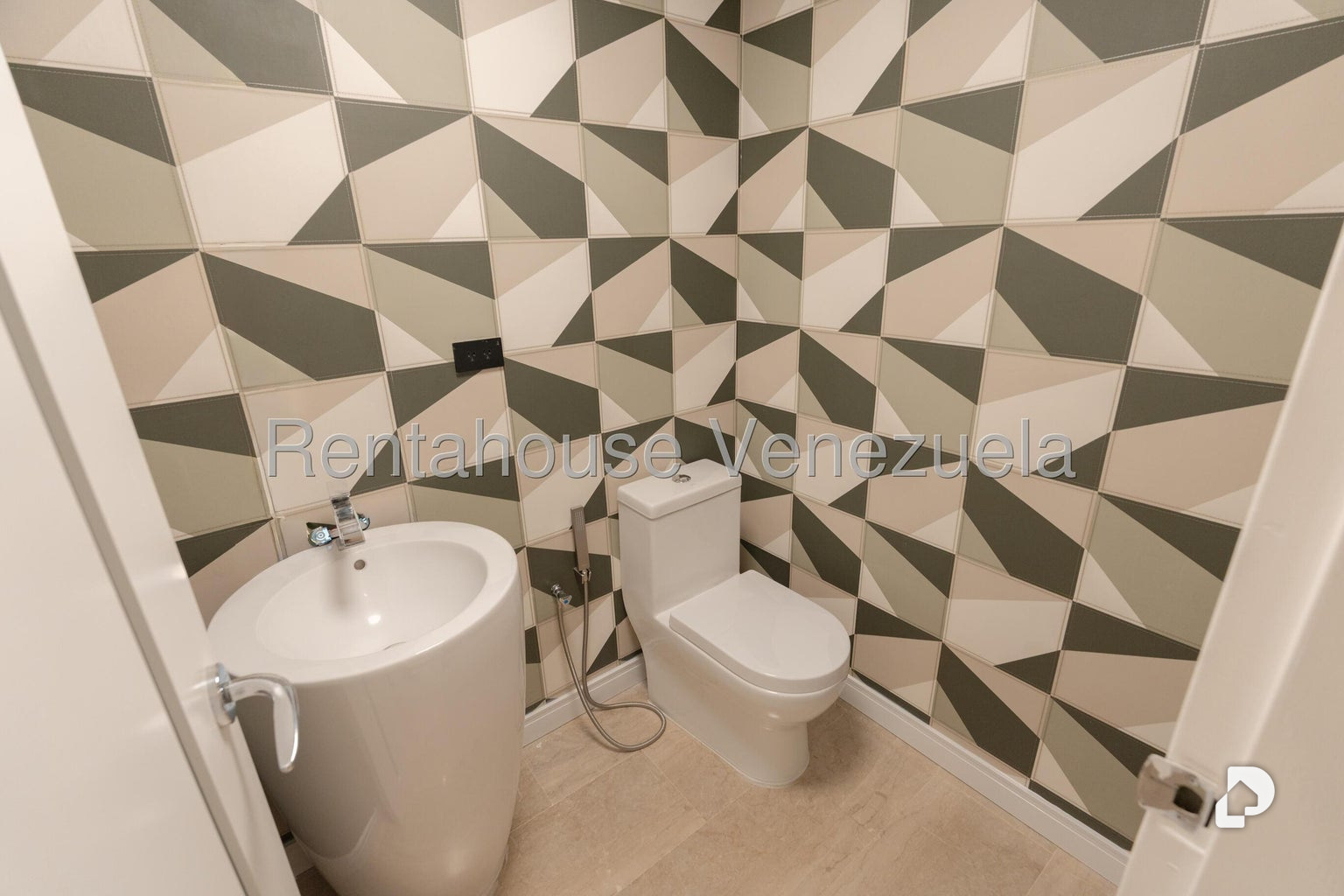 Apartamento en La Alameda, Caracas – 2