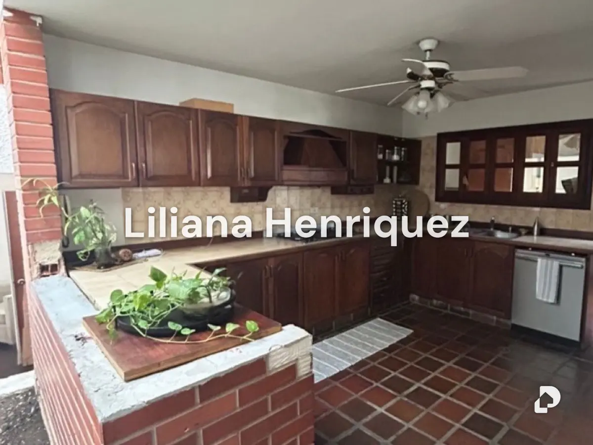 Casa en Parroquia Urbana San José, Valencia – 8