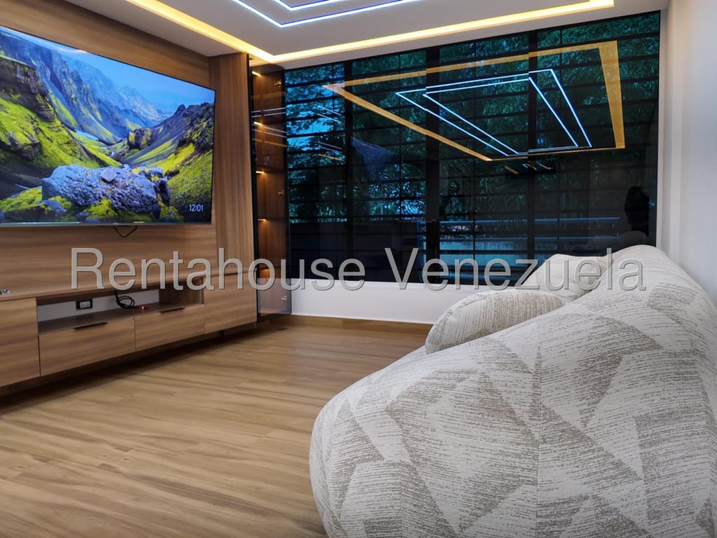 Apartamento en Colinas de La Tahona, Caracas - 1