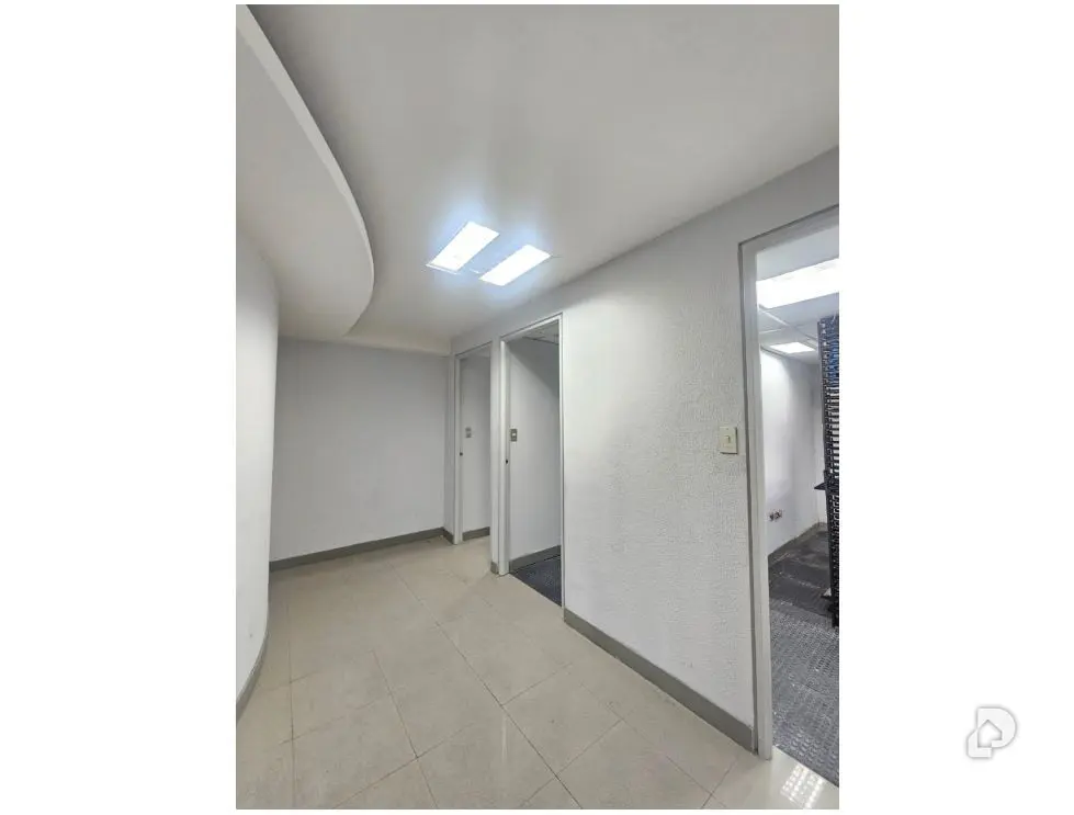 Local comercial en Los Ruices, Caracas – 15