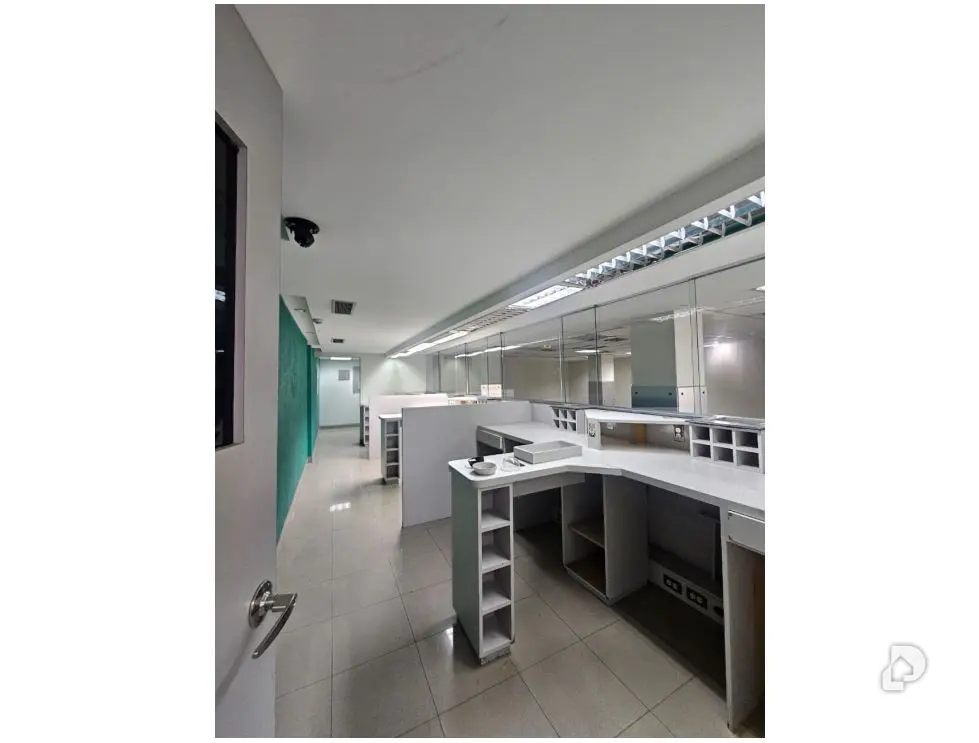 Local comercial en Los Ruices, Caracas – 12