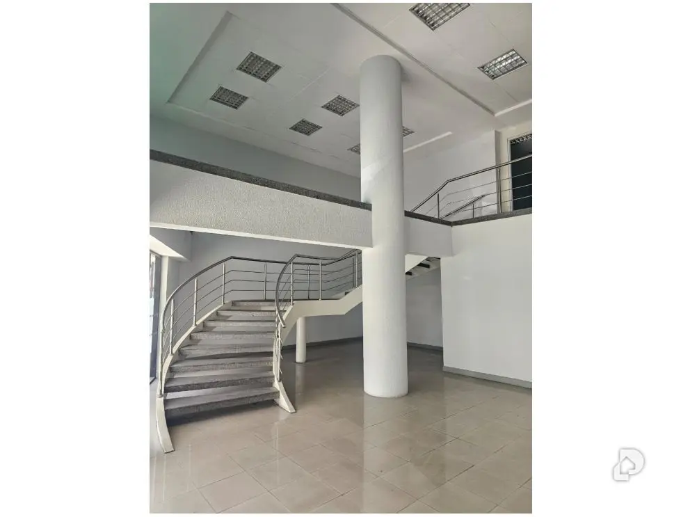 Local comercial en Los Ruices, Caracas – 14