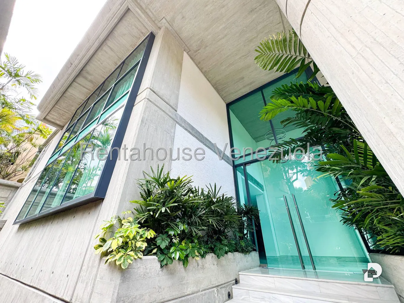 Apartamento en Los Naranjos de las Mercedes, Caracas – 2