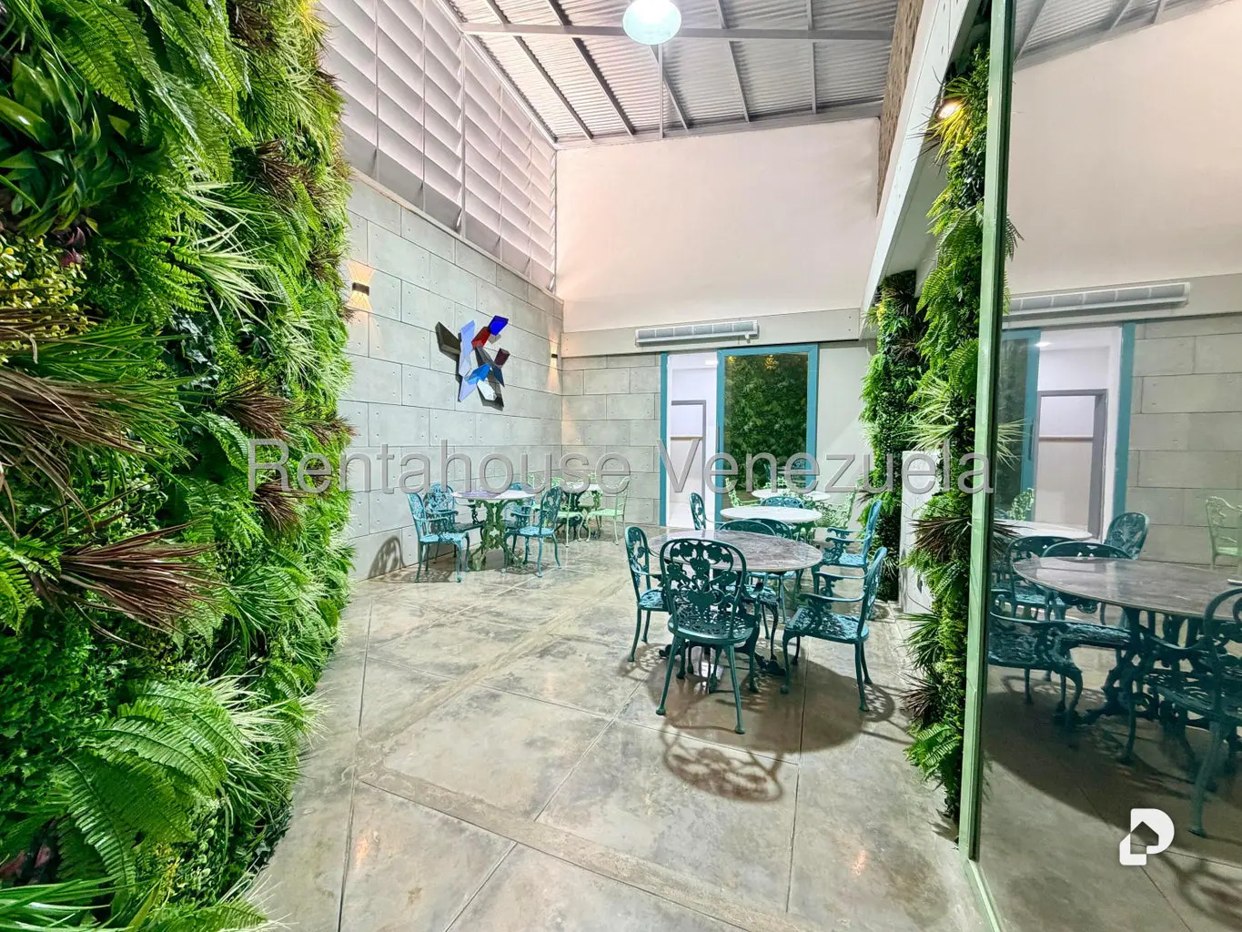 Casa en San Román, Caracas – 17