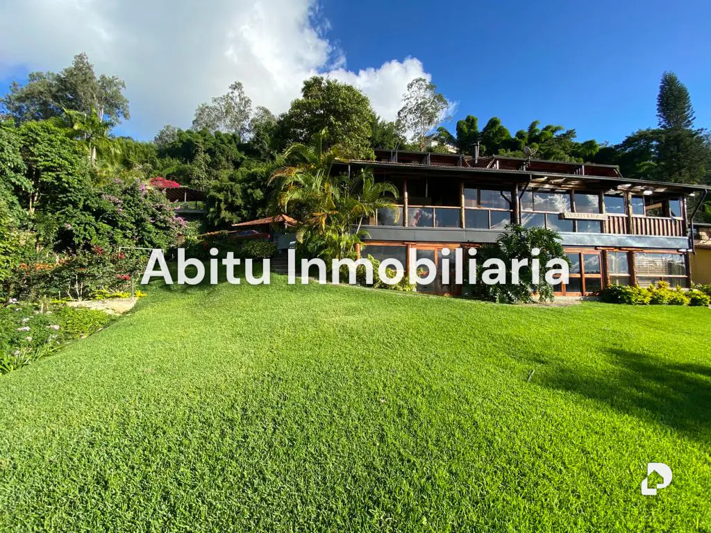 Casa en Alto Hatillo, Caracas – 2