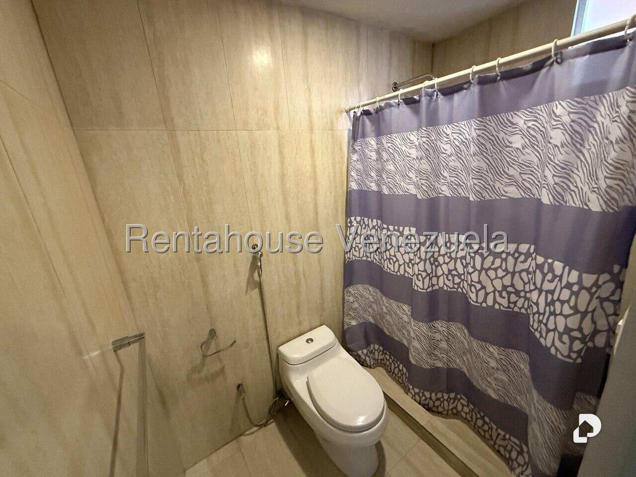 Apartamento en Colinas de La Tahona, Caracas – 15