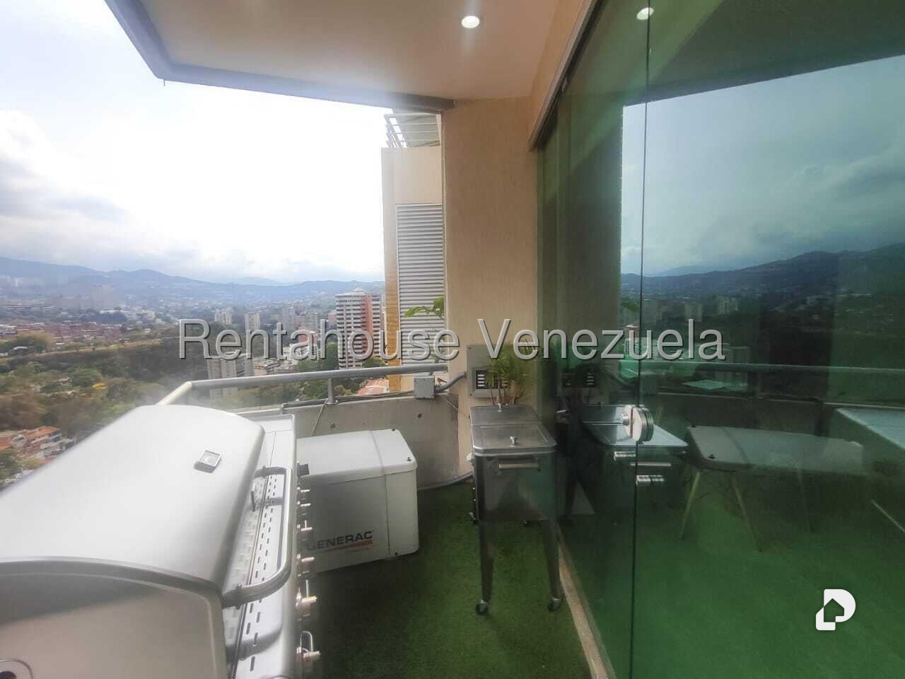 Apartamento en Las Mesetas de Santa Rosa de Lima, Caracas – 9