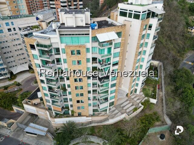 Apartamento en Las Mesetas de Santa Rosa de Lima, Caracas – 24
