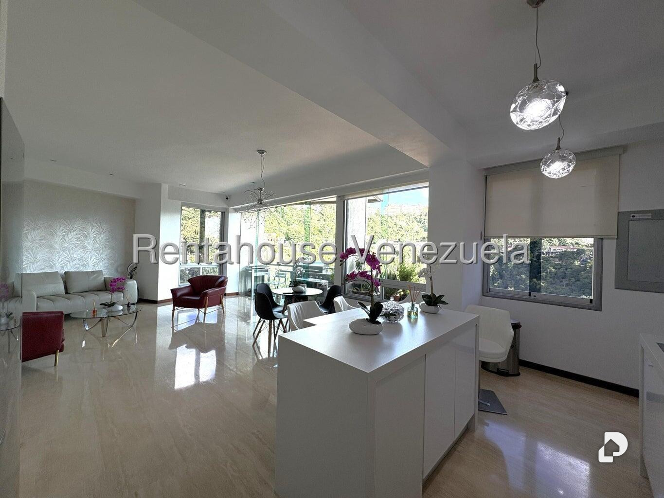 Apartamento en Las Mesetas de Santa Rosa de Lima, Caracas – 8