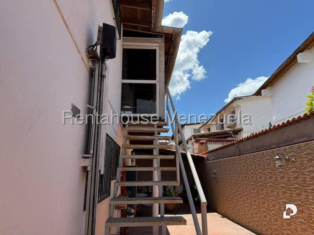 Casa en Santa Paula, Caracas – 5