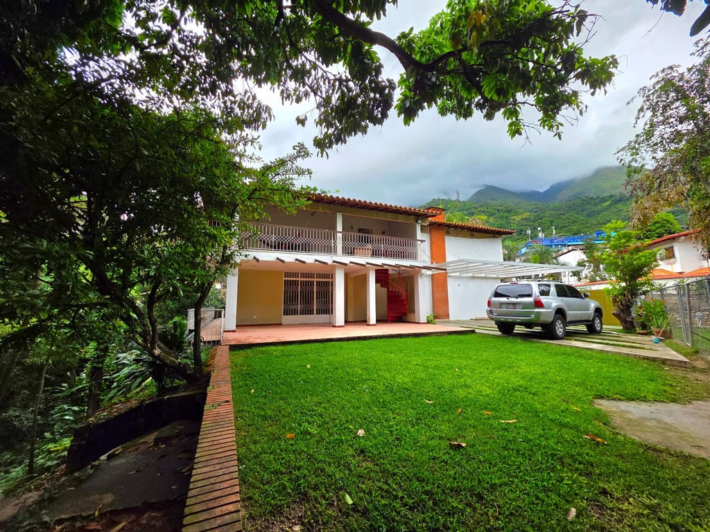 Casa en El Marqués, Caracas - 1