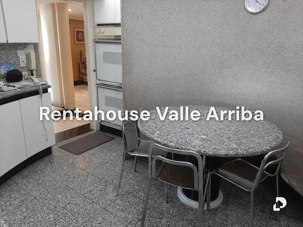 Apartamento en San Bernardino, Caracas – 18
