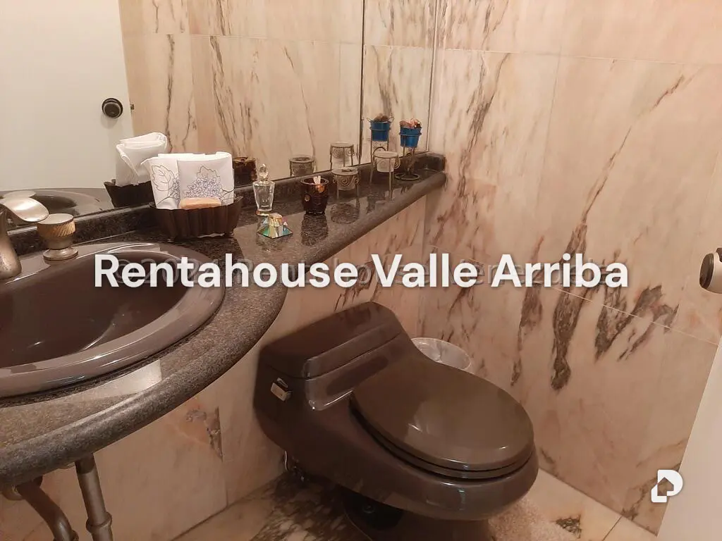 Apartamento en San Bernardino, Caracas – 13