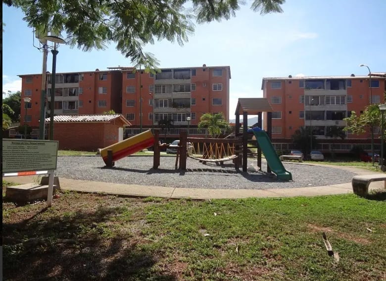 Apartamento en San Pedro, Guarenas - 1