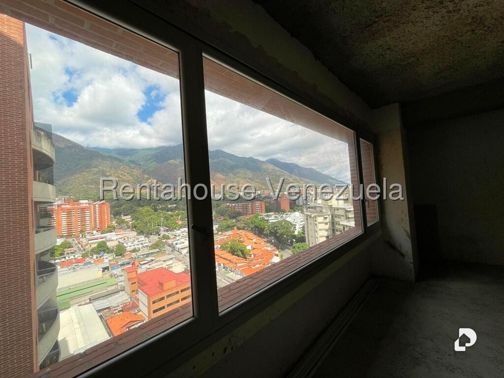 Oficina en Los Dos Caminos, Caracas