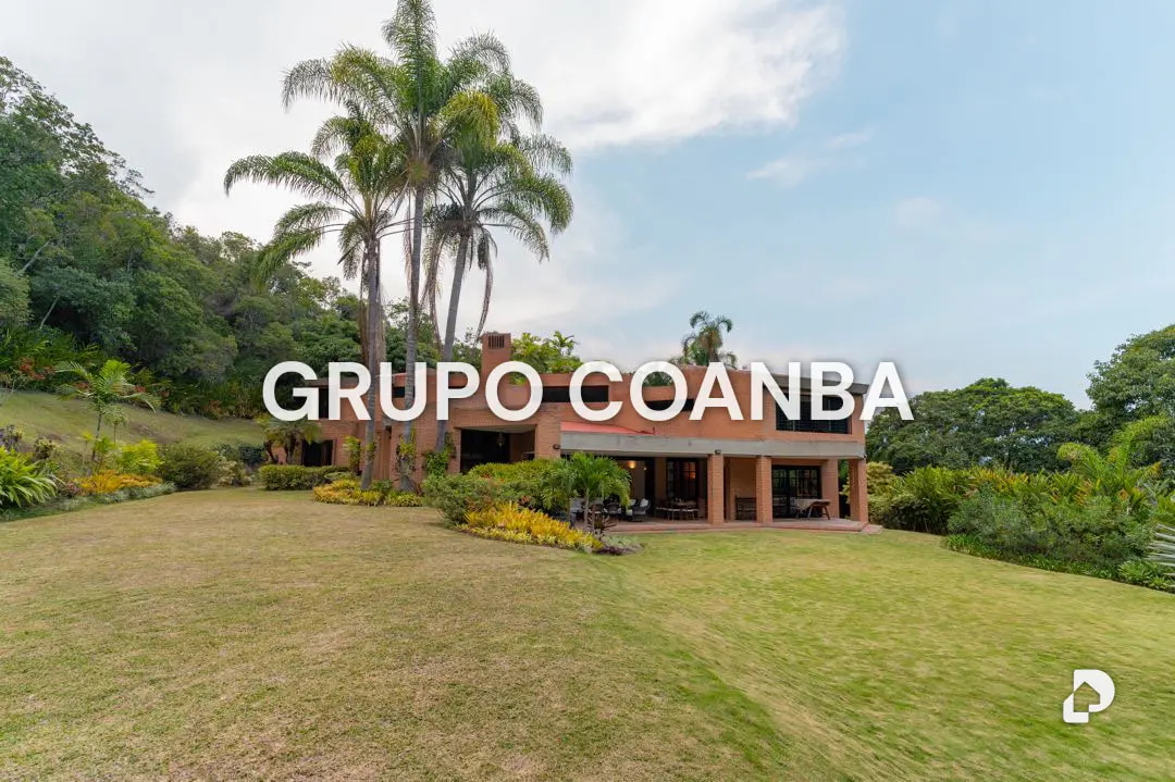 House in La Trinidad, Caracas – 2