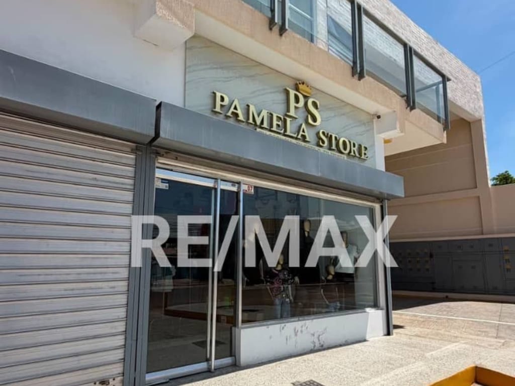 Commercial space in Dirección: CC Lago Sur. Avenida 6 con Calle 162. El Perú, San Francisc, San Francisco - 1