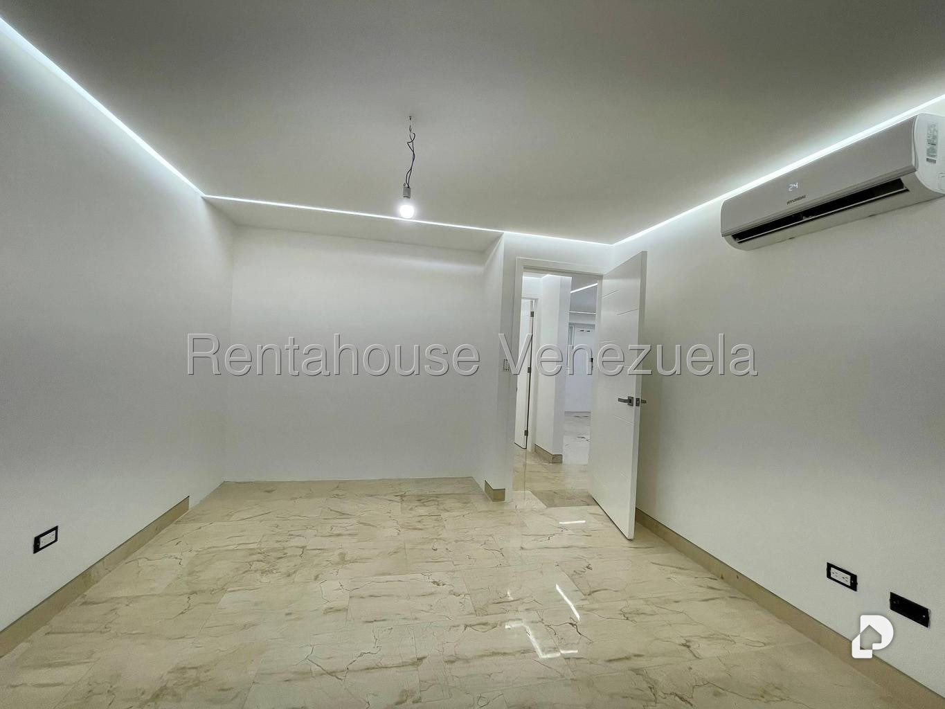Apartamento en El Rosal, Caracas – 25