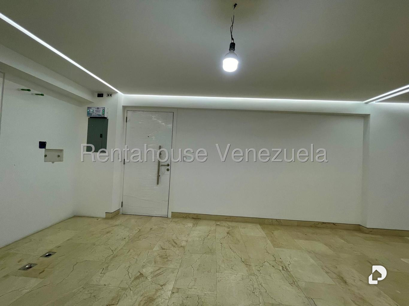 Apartamento en El Rosal, Caracas – 17