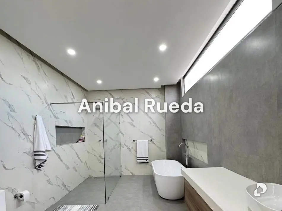 Casa en Parroquia Urbana San José, Valencia – 22