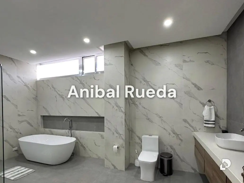 Casa en Parroquia Urbana San José, Valencia – 23