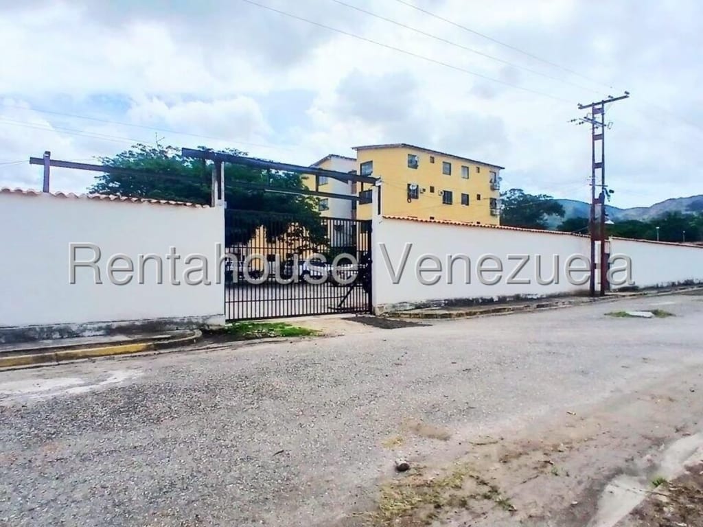 Apartamento en Turmero - 1